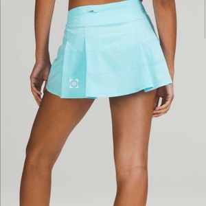 Lululemon Pace Rival skirt size 8Tall in Cyan blue